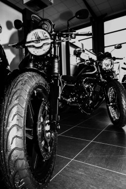 motos